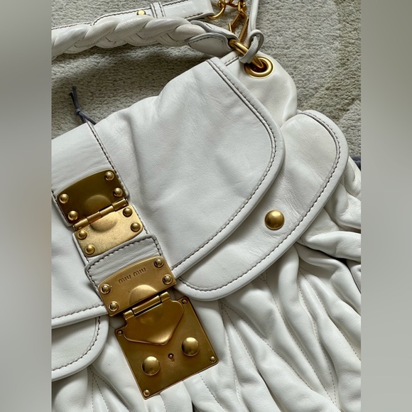 Neo Vintage Miu Miu Matelasse shoulder bag - Picture 6 of 16